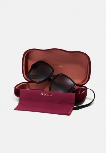 Солнечные очки