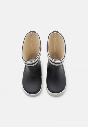 Детская обувь