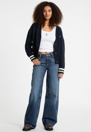 Вязаная кофта