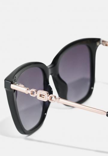 Солнечные очки