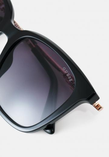 Солнечные очки