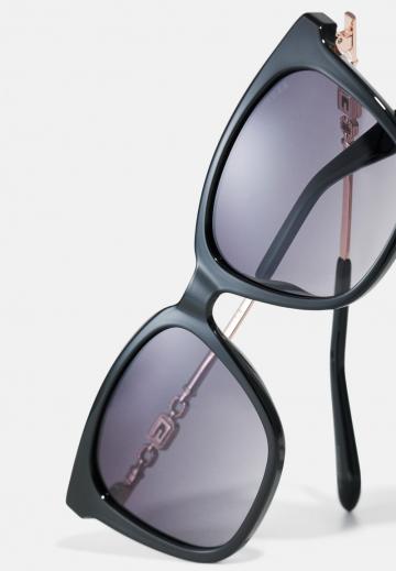 Солнечные очки