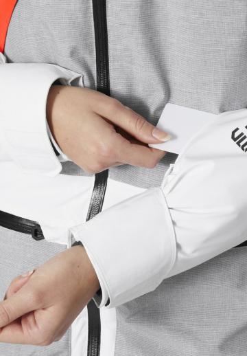 Спортивная куртка