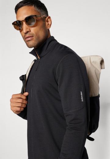 Спортивная кофта