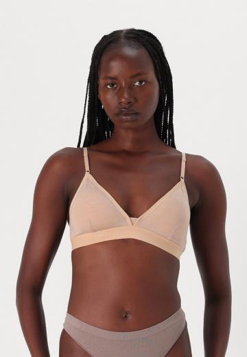 Бюстгальтер без косточек