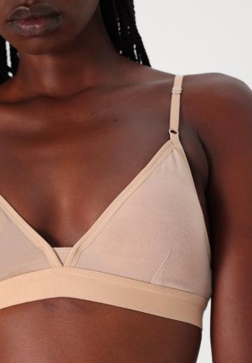 Бюстгальтер без косточек