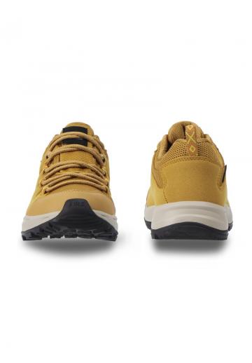 Походные ботинки