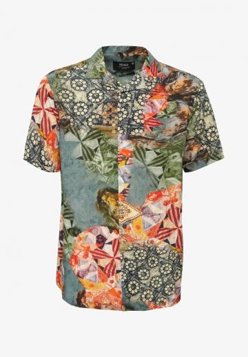 Рубашка с коротким рукавом