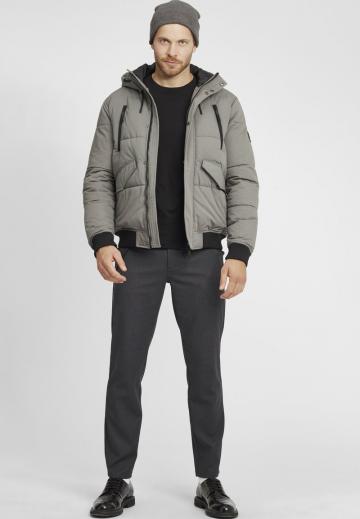 Зимняя куртка