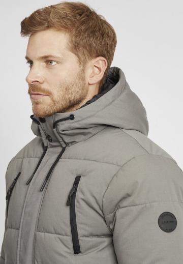 Зимняя куртка