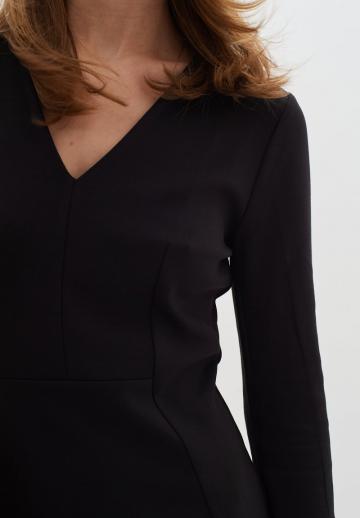 Платье футляр