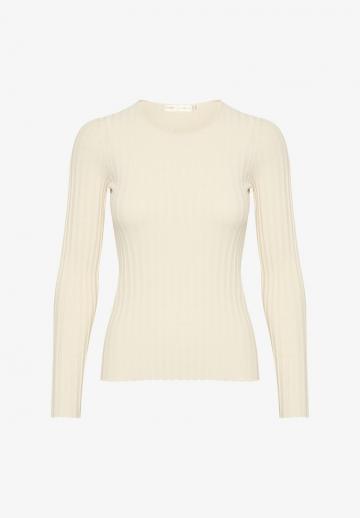 Пуловер в полоску