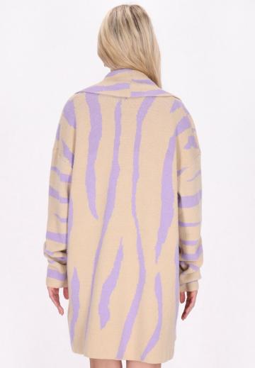 Жаккардовая вязаная кофта