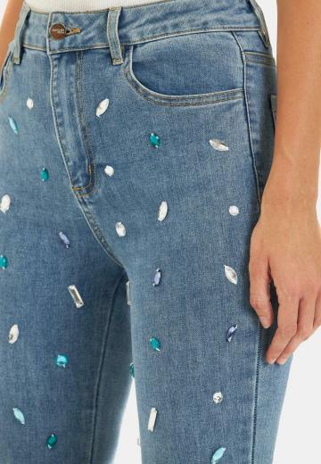 Клешеные брюки