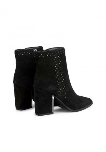 Полусапожки на высоком каблуке