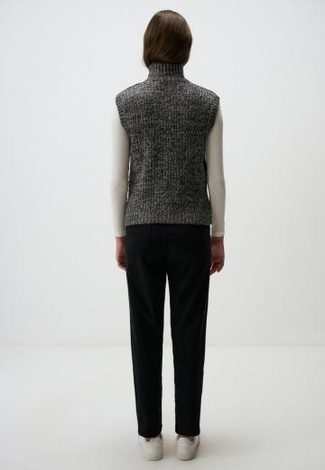 Короткая куртка