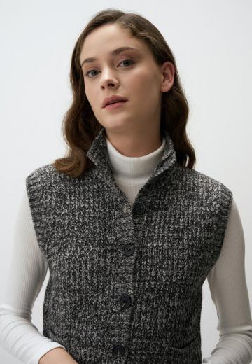 Короткая куртка