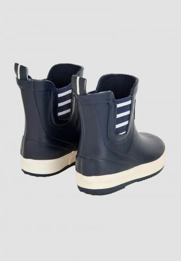 Резиновые сапоги