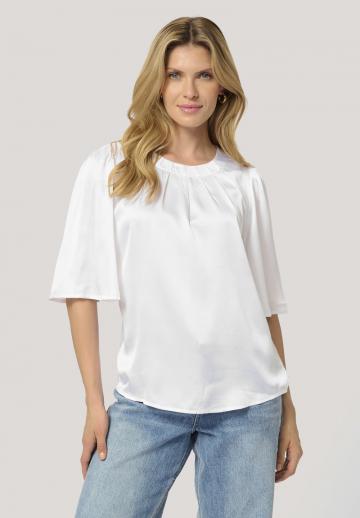 Атласная блузка