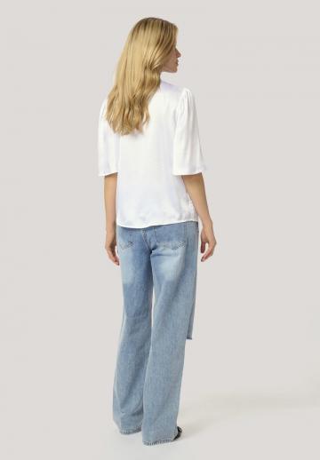 Атласная блузка