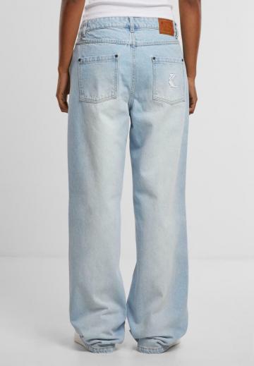 Клешеные джинсы