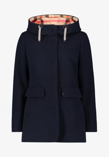 Короткое пальто