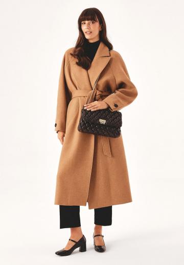 Туфли с высоким носом