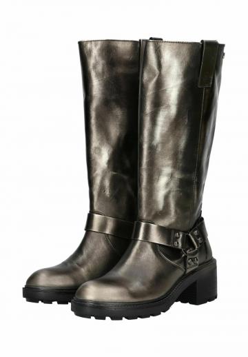 Зимние ботинки