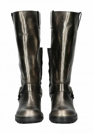 Зимние ботинки