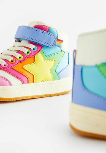 Детская обувь