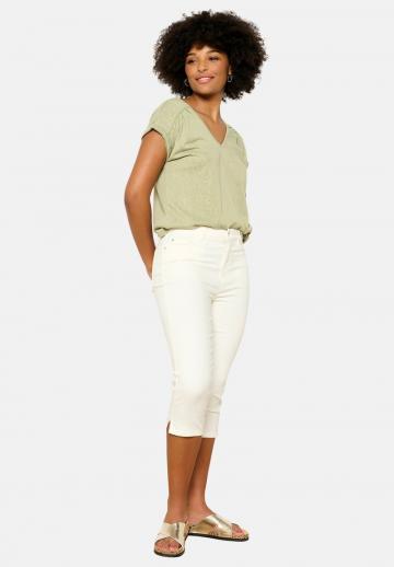 Короткие джинсы