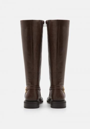 Широкие сапоги