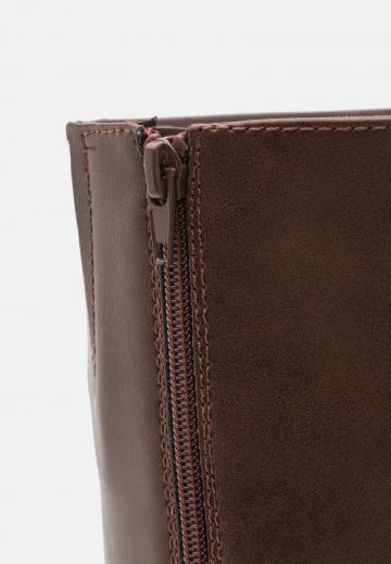 Широкие сапоги