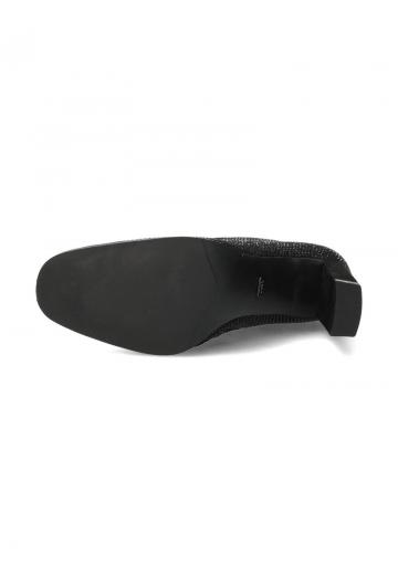 Высокие сапоги