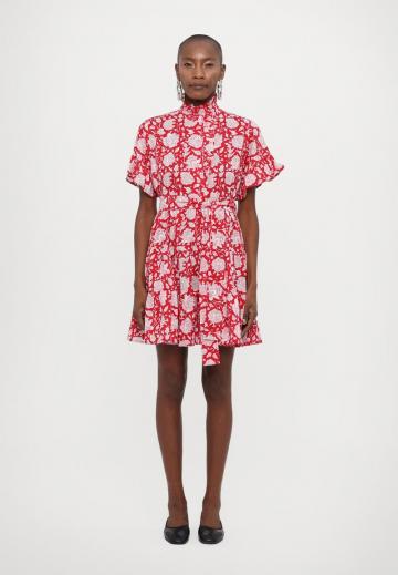 Летнее платье