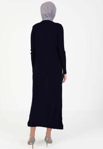 Вязаное платье