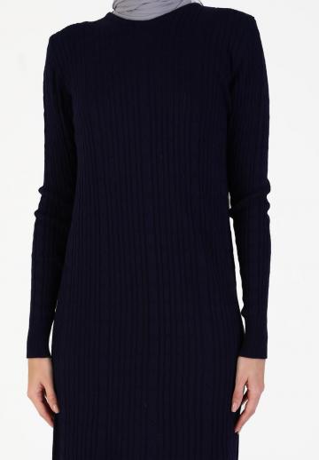 Вязаное платье