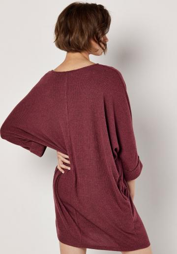 Вязаное платье