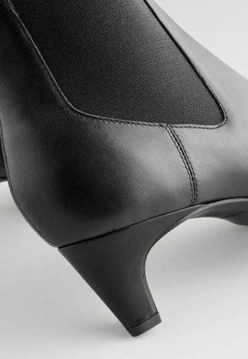 Широкие сапоги