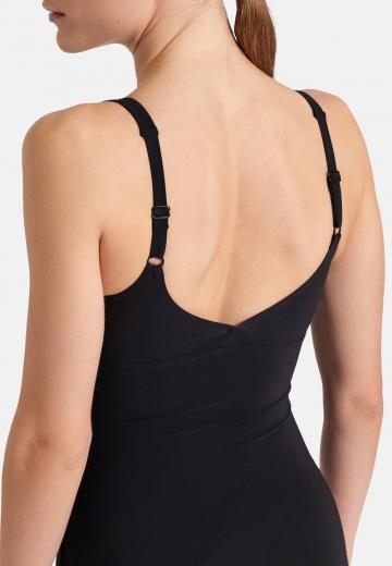 Слитный купальник