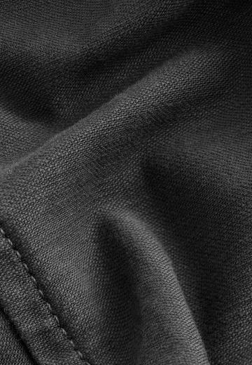 Брюки с накладными карманами