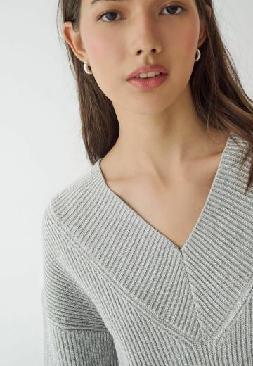 Длинный пуловер