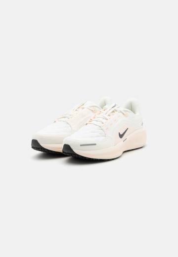 Беговые кроссовки