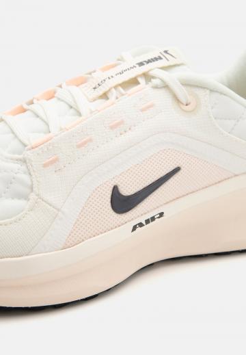 Беговые кроссовки