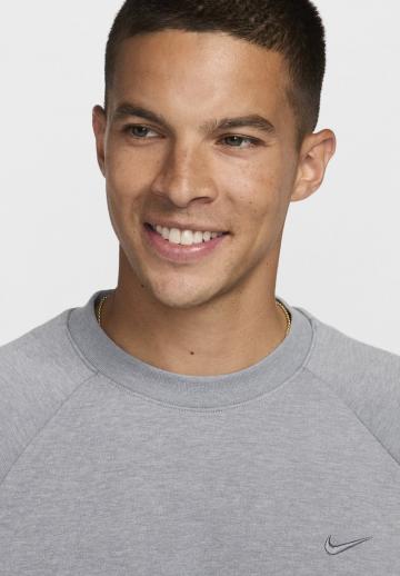 Спортивная кофта