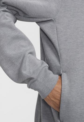 Спортивная кофта