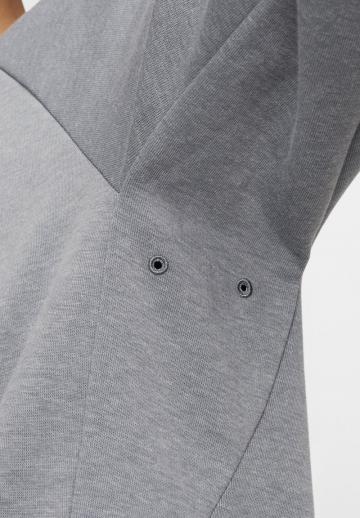 Спортивная кофта