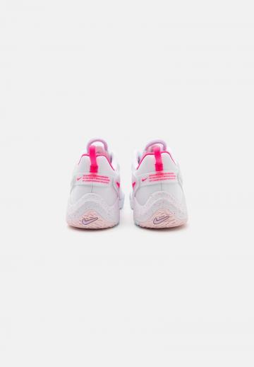 Кроссовки для зала