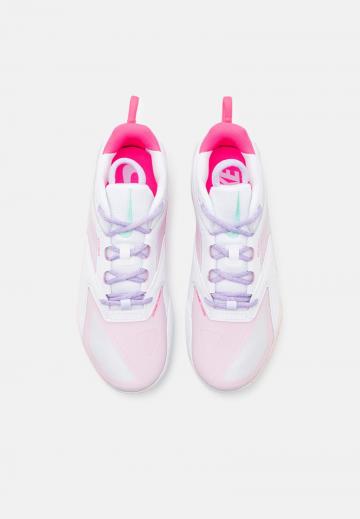 Кроссовки для зала