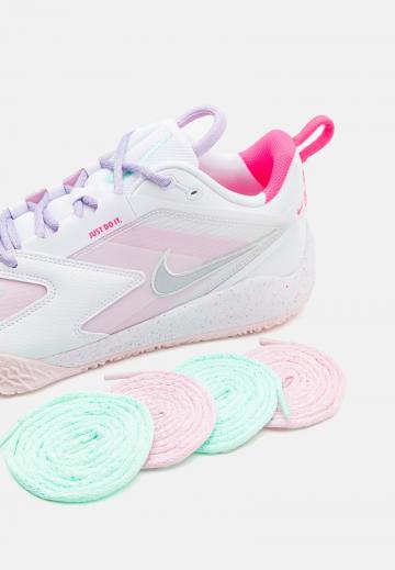 Кроссовки для зала